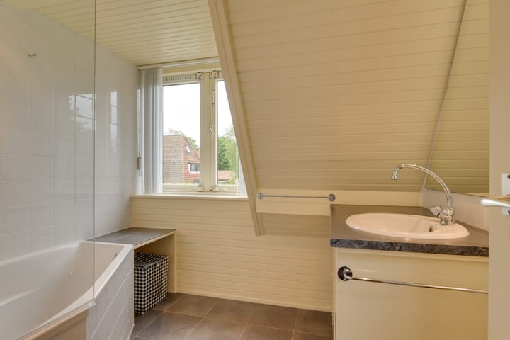 Foto 22 van Tuindorpweg 1