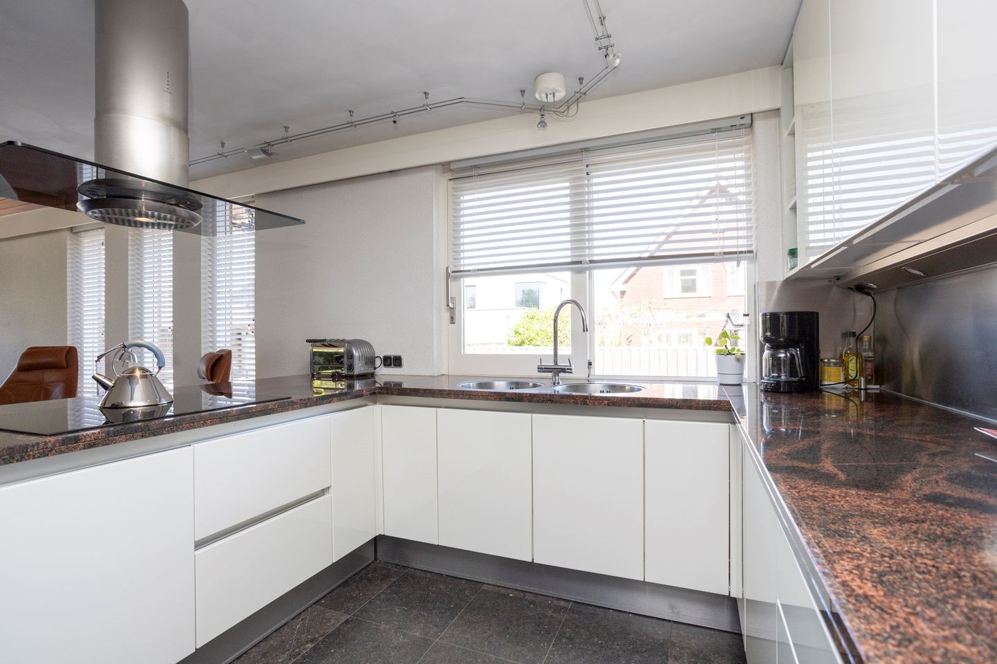 Foto 25 van Rodenrijseweg 118-A