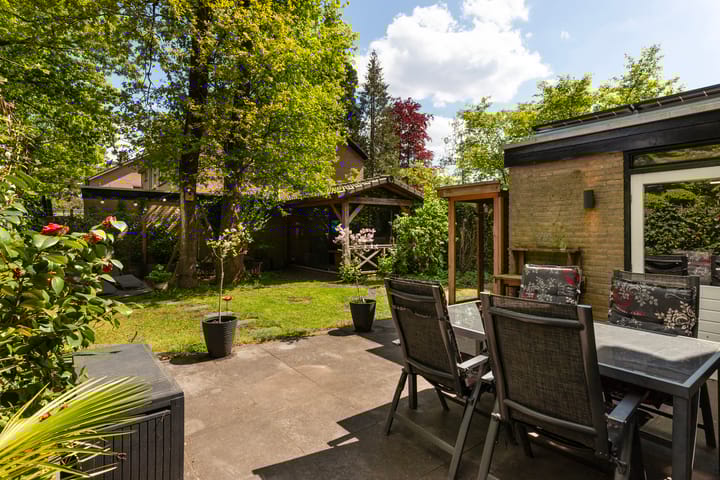 Foto 23 van Elzenoord 15