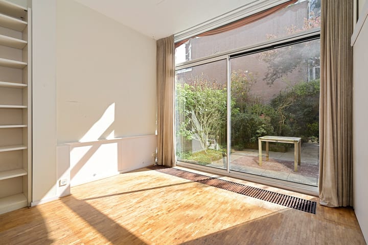 Foto 8 van 1e Sweelinckstraat 68