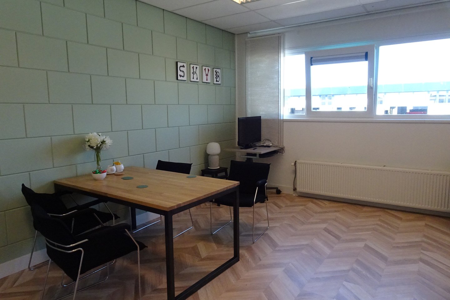 View photo 5 of Ondernemingsweg 109