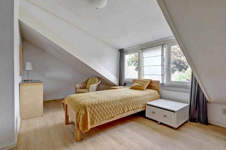 Foto 14 van Wethouder Bruensstraat 7