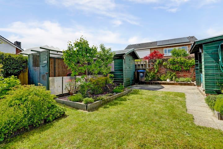 Foto 22 van Wethouder Bruensstraat 7