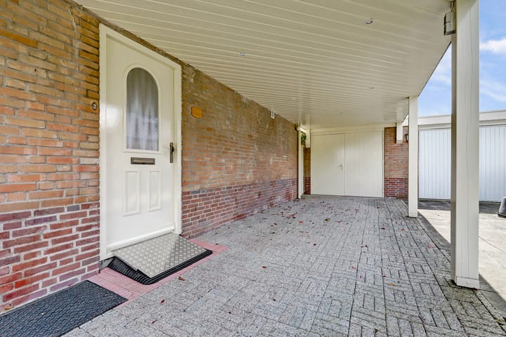 Foto 25 van Wethouder Bruensstraat 7