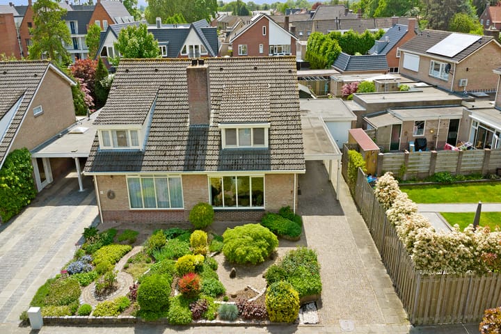 Foto 26 van Wethouder Bruensstraat 7