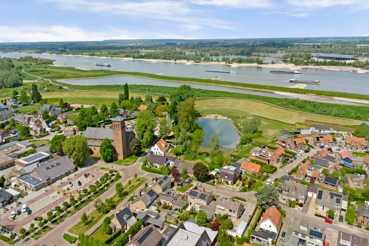 Foto 33 van Wethouder Bruensstraat 7