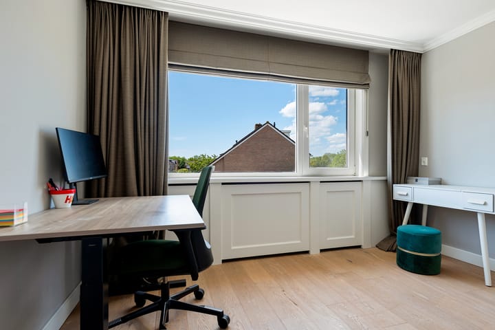 Foto 18 van Overdorpstraat 20