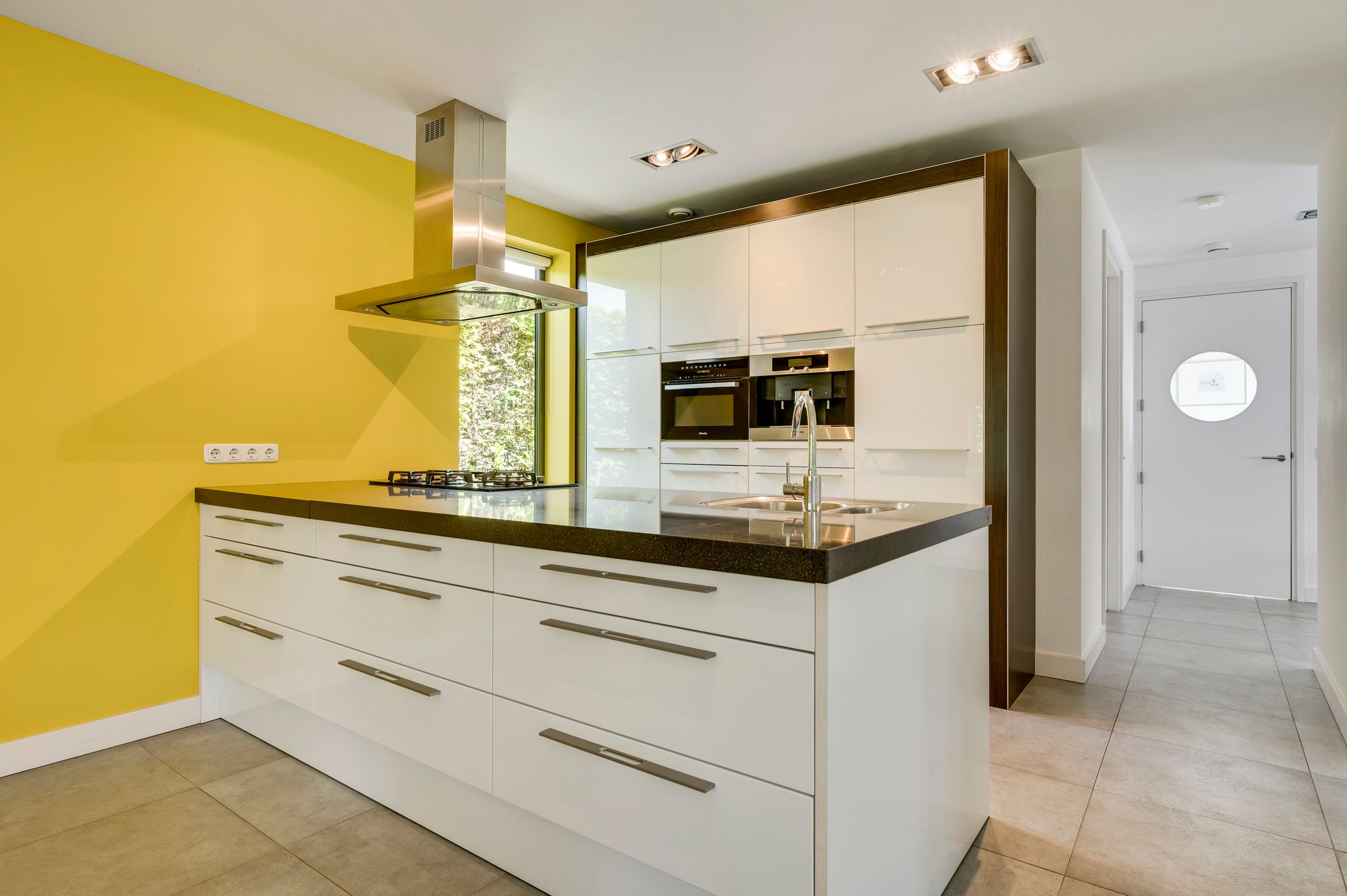 Photo 3 of Burgemeester Geurtslaan 36