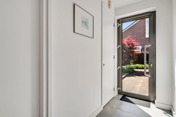 Photo 6 of Burgemeester Geurtslaan 36