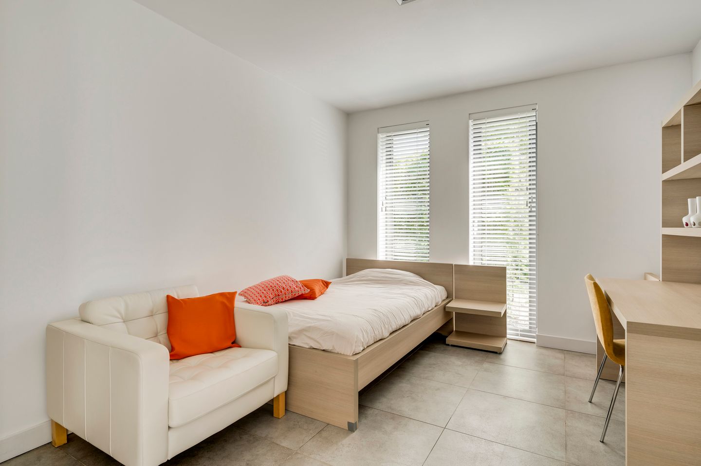 Photo 20 of Burgemeester Geurtslaan 36