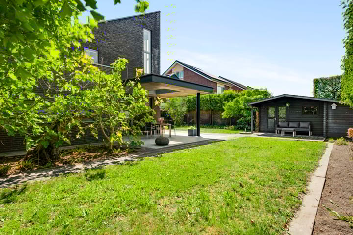 Photo 32 of Burgemeester Geurtslaan 36