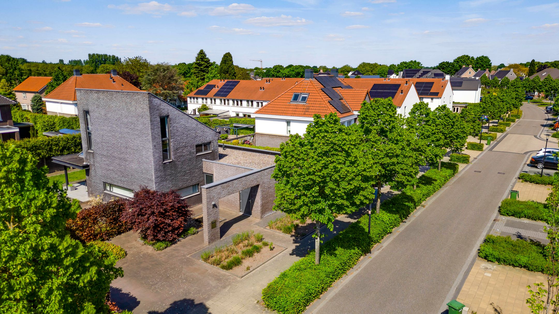 Photo 39 of Burgemeester Geurtslaan 36