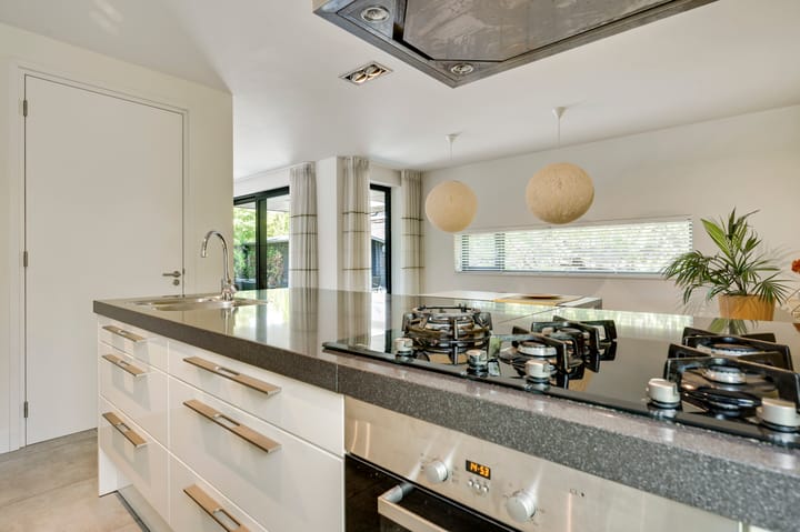 Photo 18 of Burgemeester Geurtslaan 36