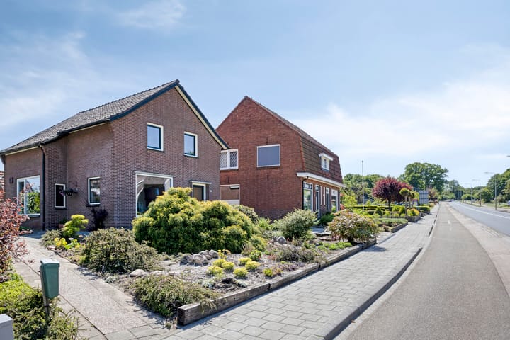 Foto 31 van Almelosestraat 49-A