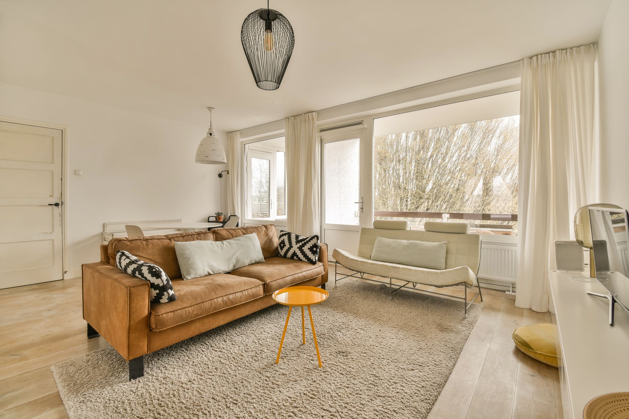 Photo 3 of Van Leijenberghlaan 391-4