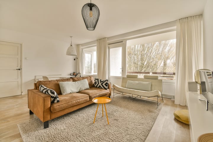 Photo 3 of Van Leijenberghlaan 391-4