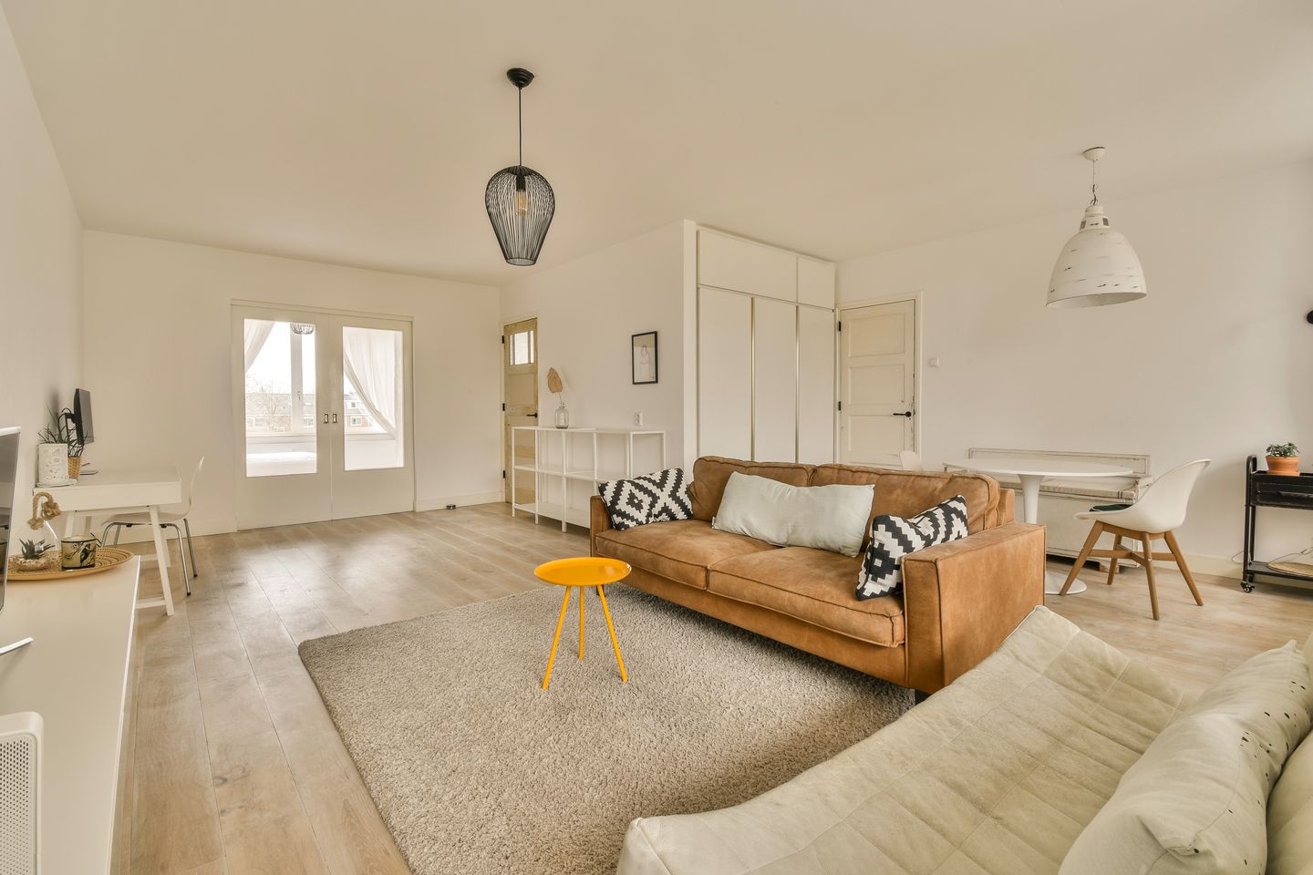 Photo 5 of Van Leijenberghlaan 391-4