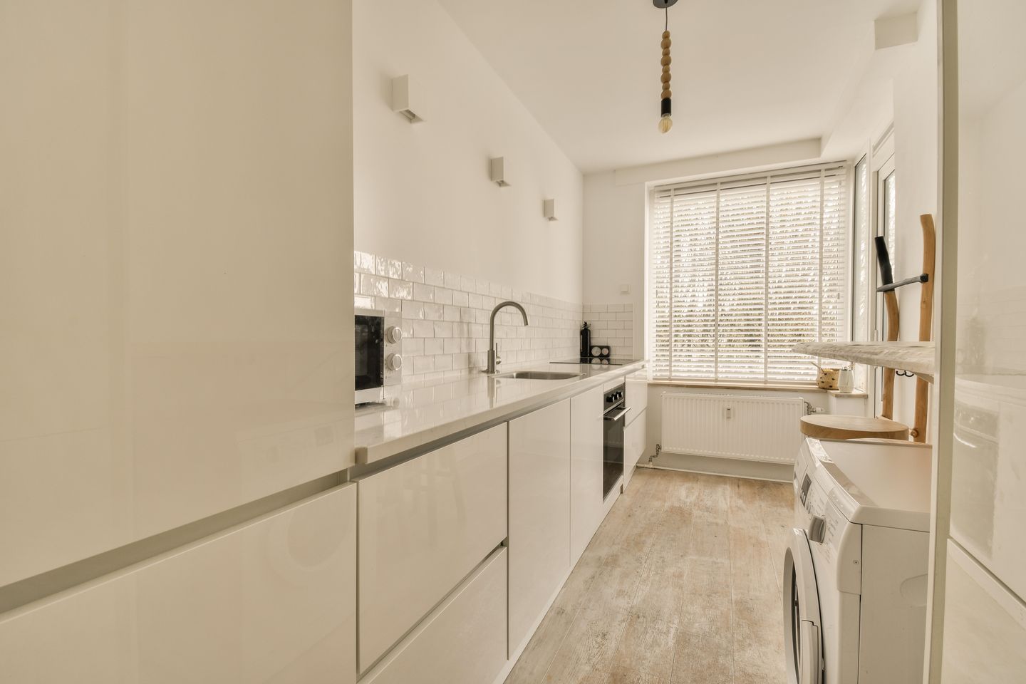 Photo 14 of Van Leijenberghlaan 391-4