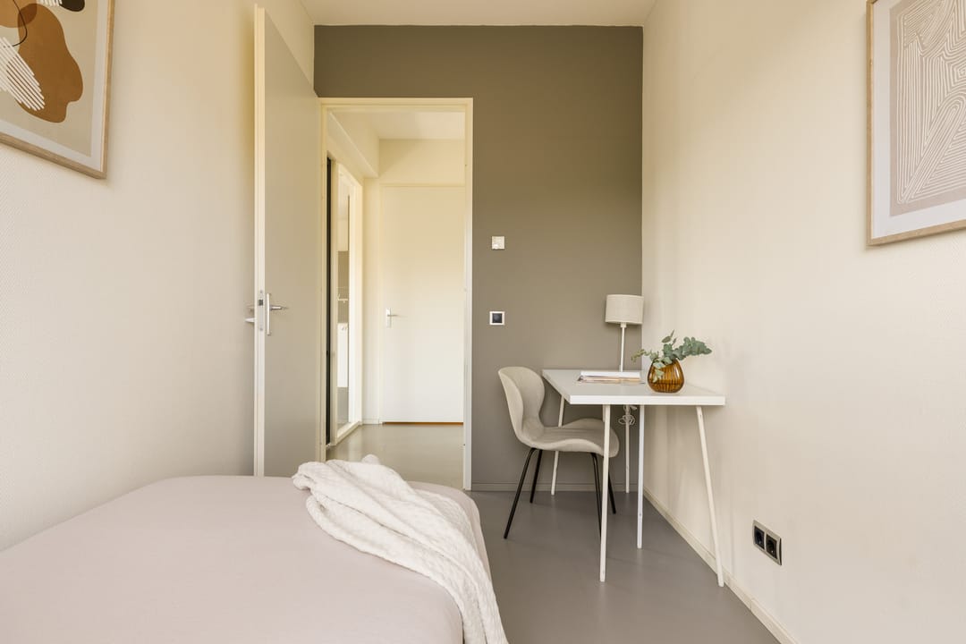 Foto 28 van Vierwindenstraat 143