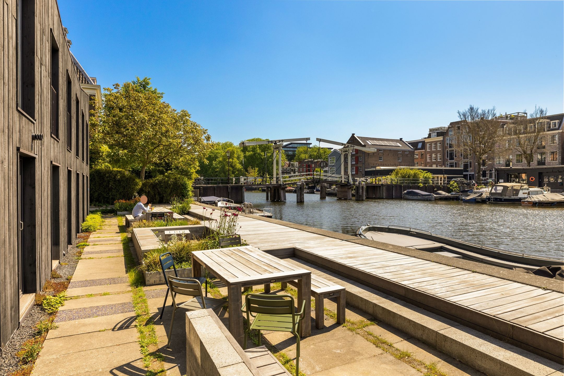 Foto 48 van Vierwindenstraat 143