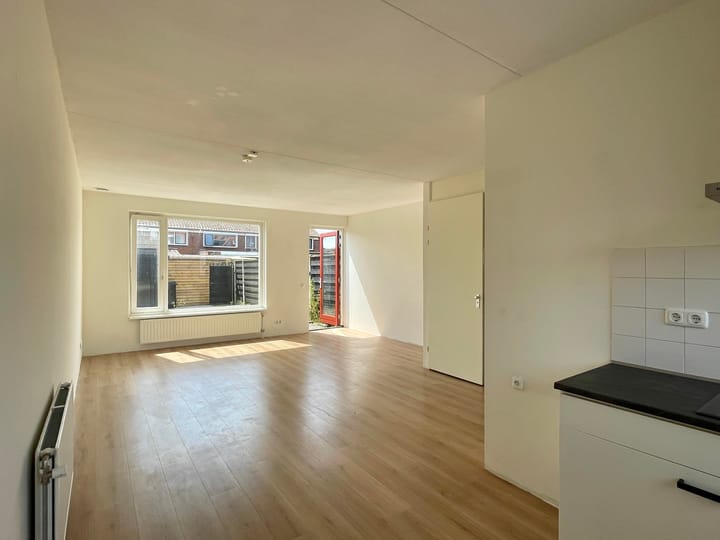 Photo 3 of Prins Frisohof 18