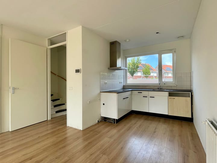 Photo 4 of Prins Frisohof 18