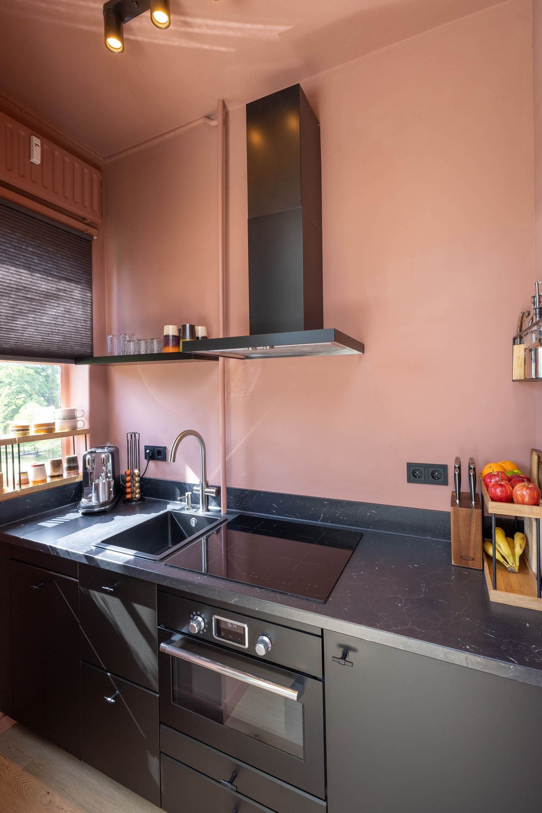 Foto 7 van Stadsmatenstraat 1-403