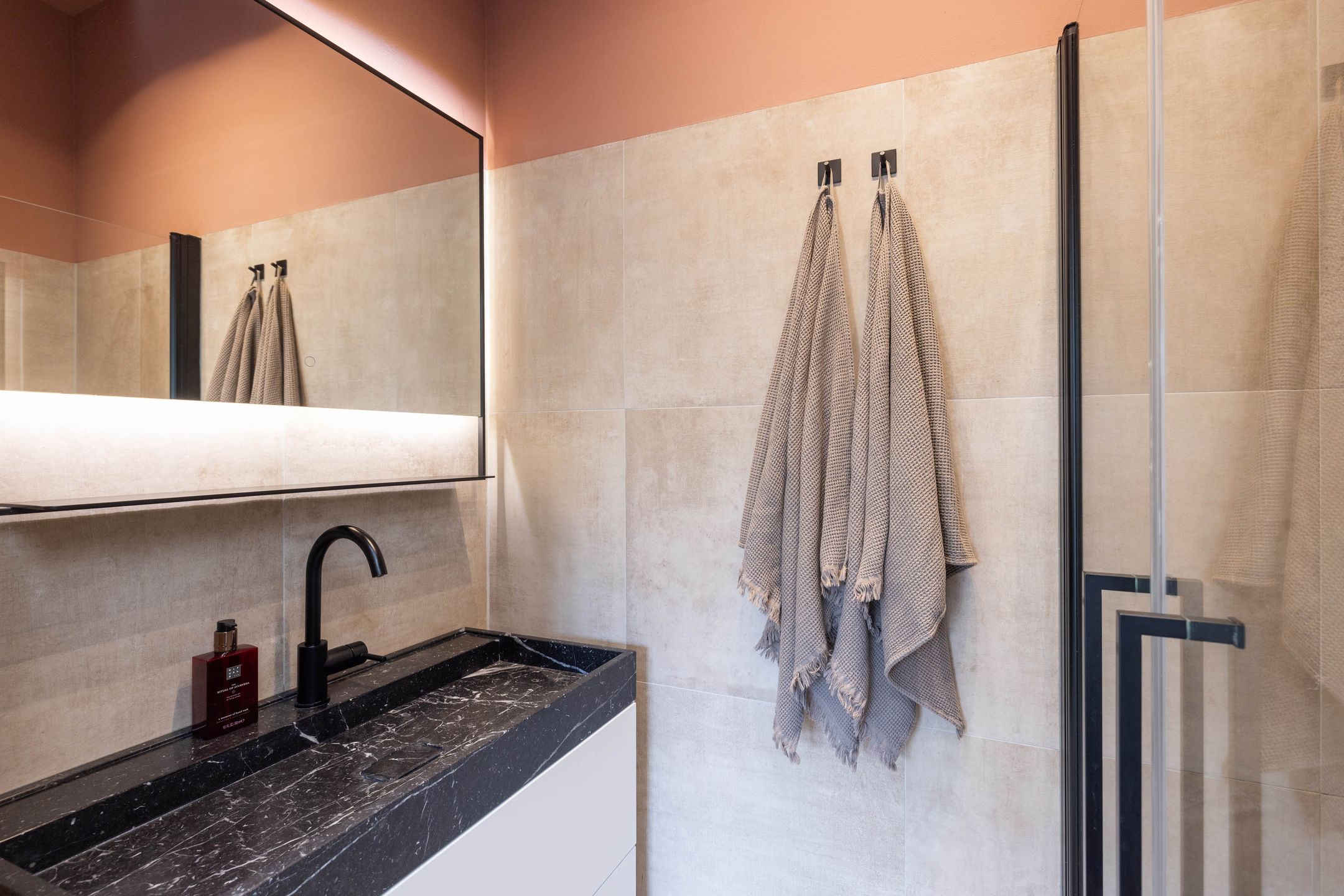 Foto 15 van Stadsmatenstraat 1-403