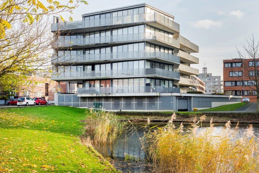 Foto 1 van Algonquin 97