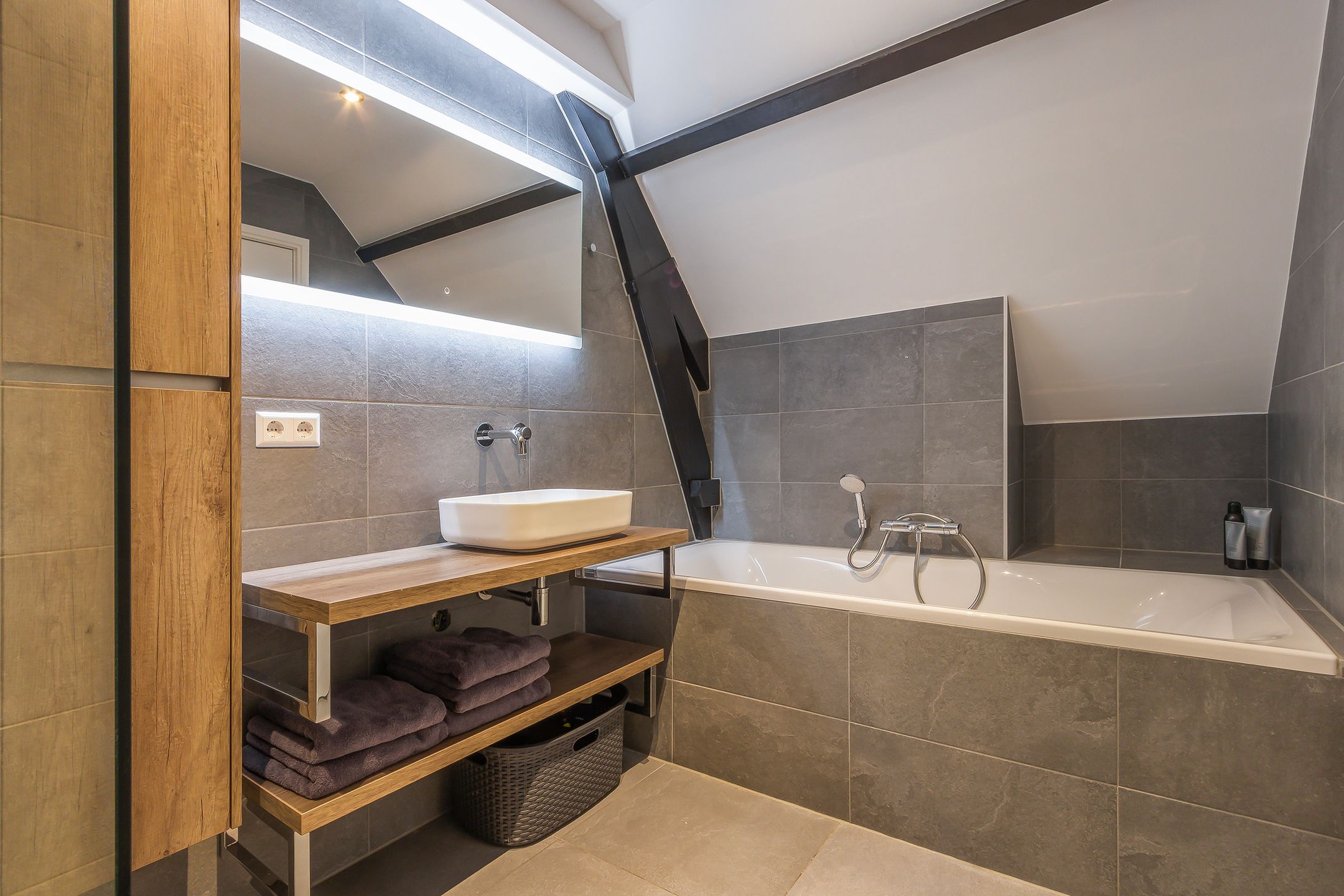 Photo 3 of Vrieseweg 78-B