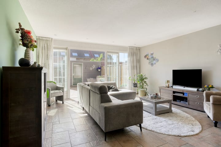 Foto 8 van Beeldsweg 17-P