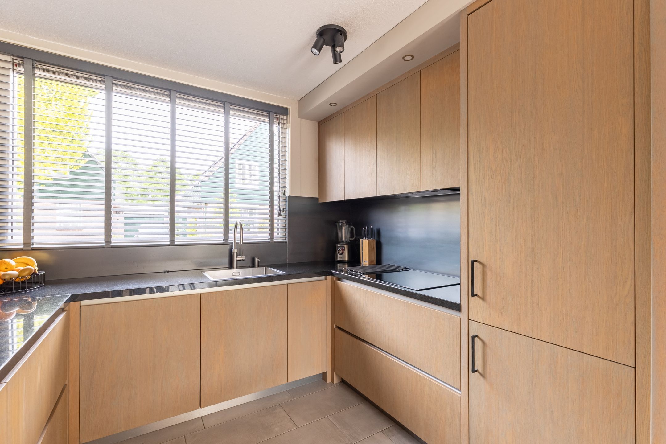 Foto 18 van Baardmosstraat 112