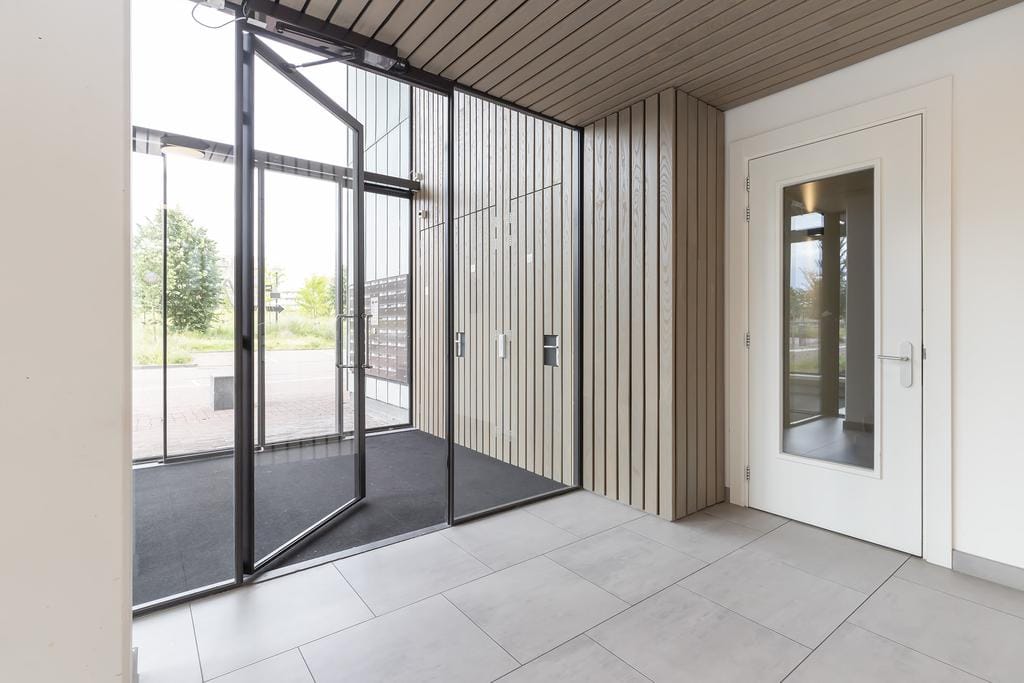 Foto 22 van Faas Wilkesstraat 113-A