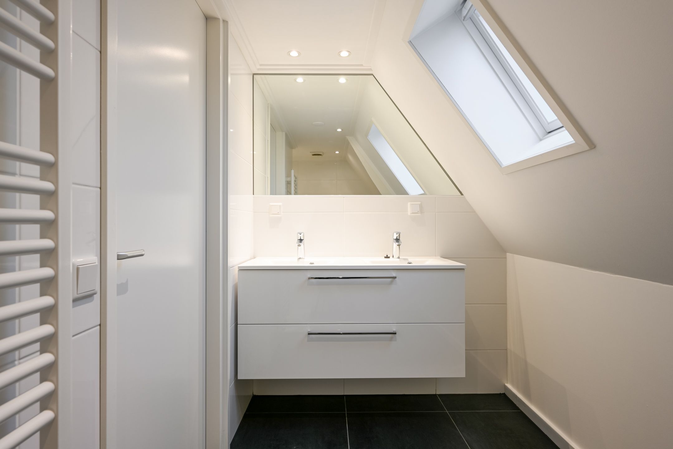 Photo 21 of Synagogepad 2