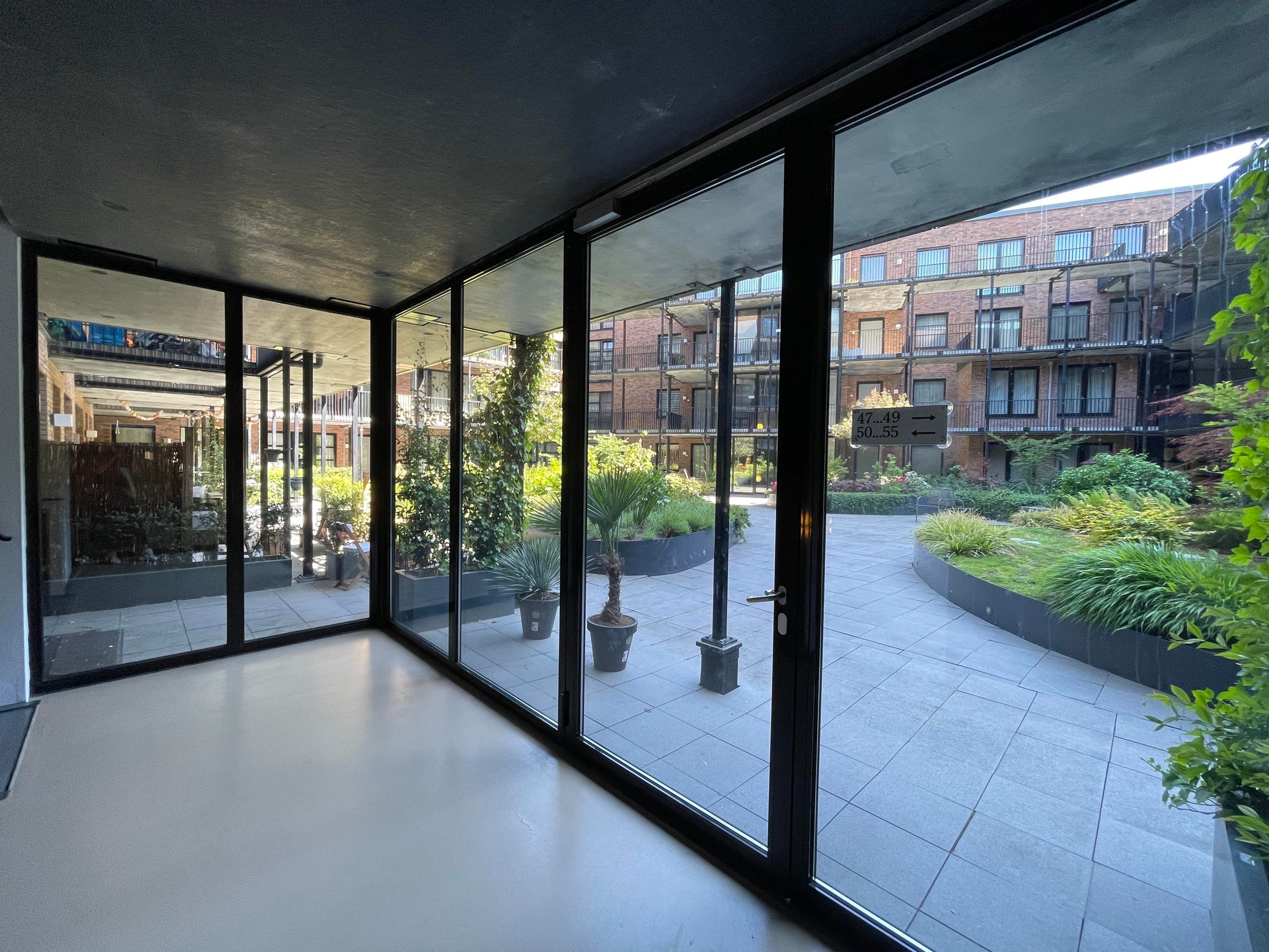 Photo 6 of Vredenburg 51