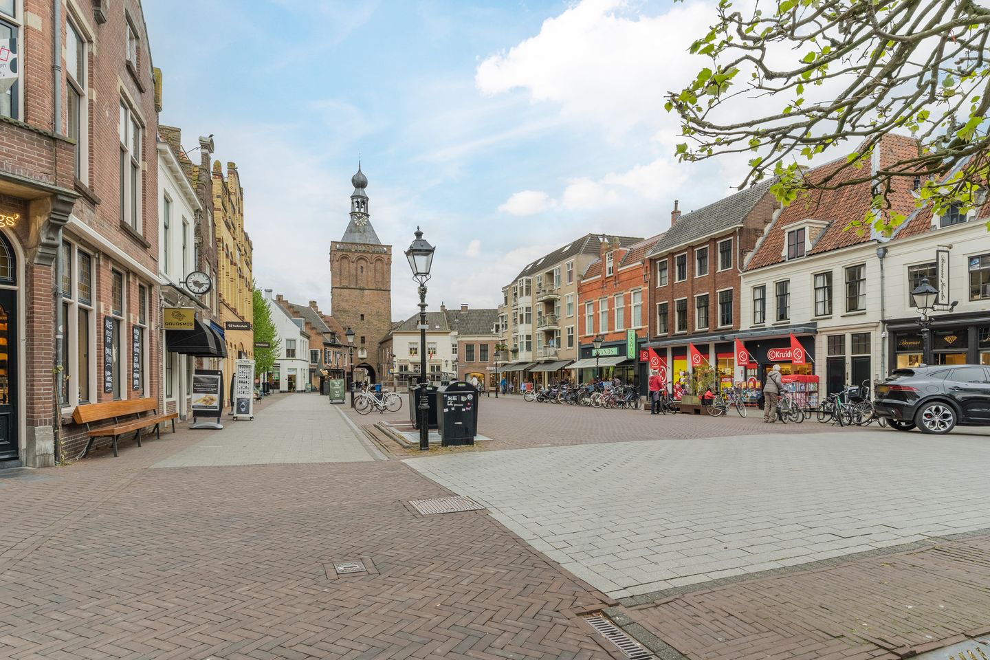 Foto 40 van Markt 40-A