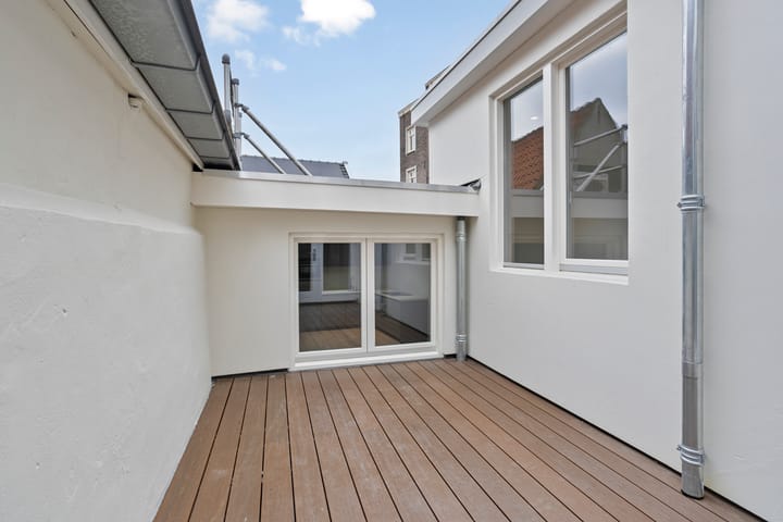 Photo 11 of Brabantse Turfmarkt 93-B