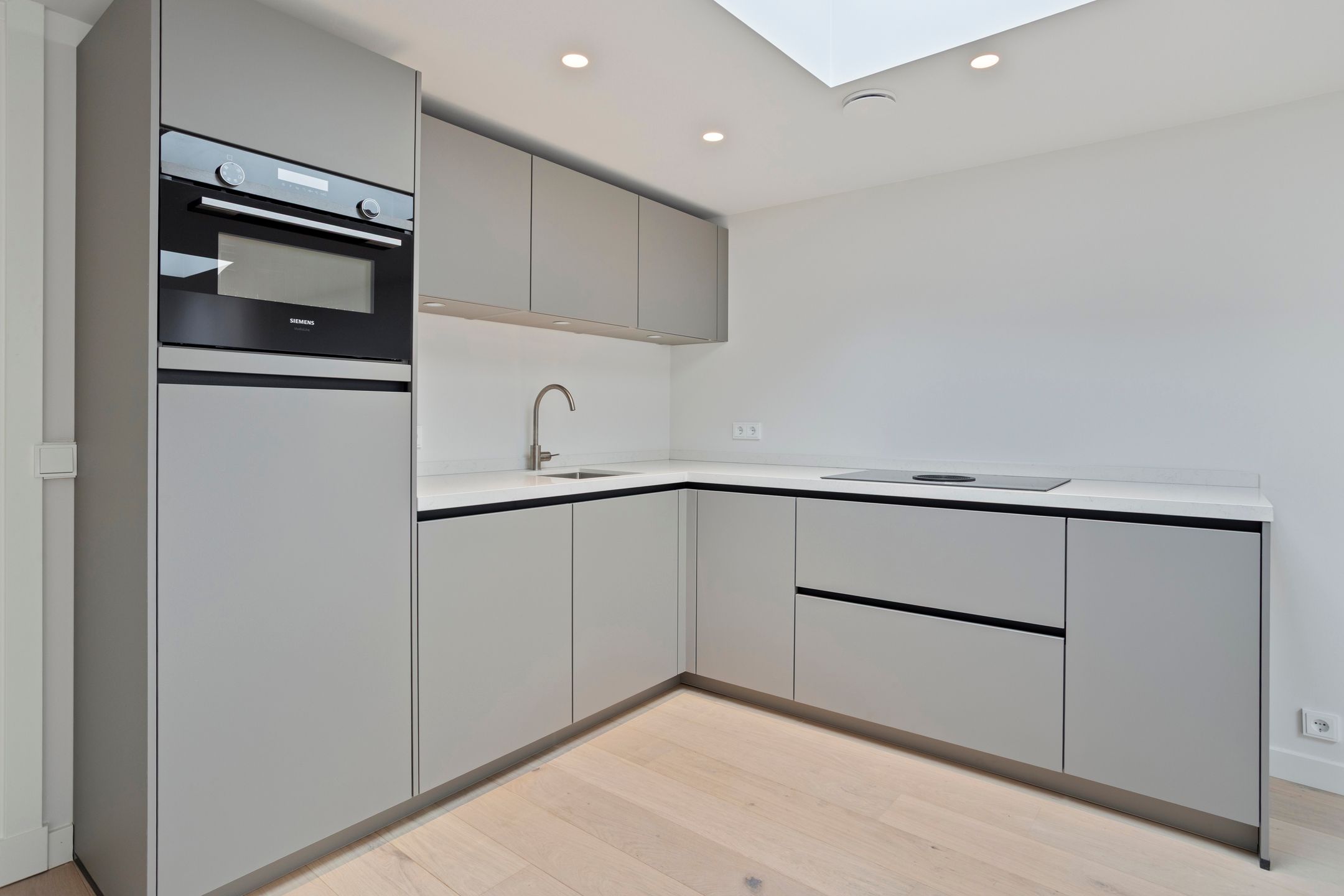 Foto 15 van Brabantse Turfmarkt 93-B