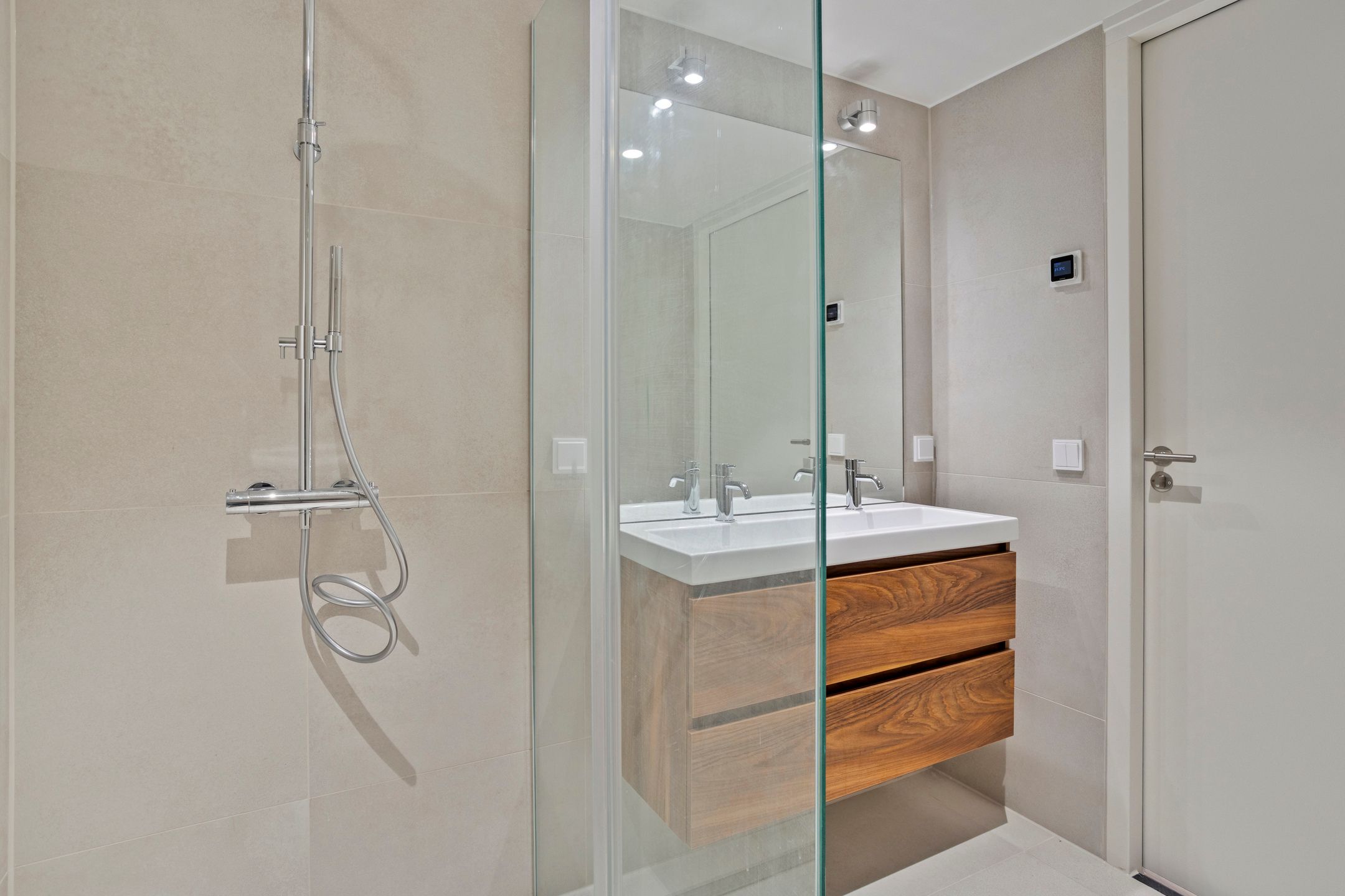 Foto 18 van Brabantse Turfmarkt 93-B