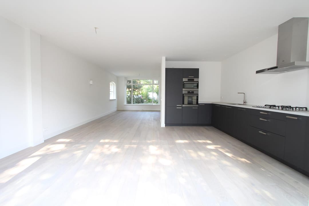 Foto 1 van Jhr.Mr.Dr. H.A. van Karnebeeklaan 32