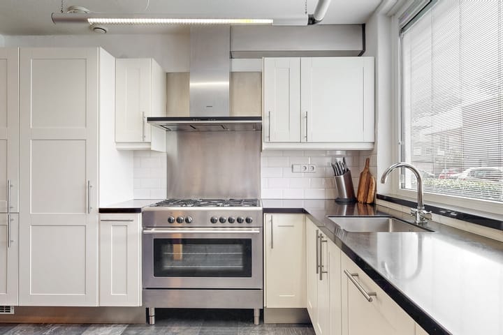 Foto 9 van Brenner 64