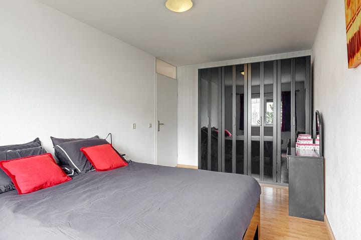 Foto 15 van Brenner 64