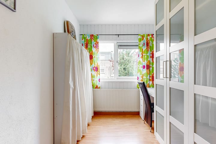 Foto 18 van Brenner 64