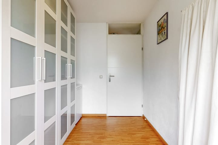 Foto 19 van Brenner 64