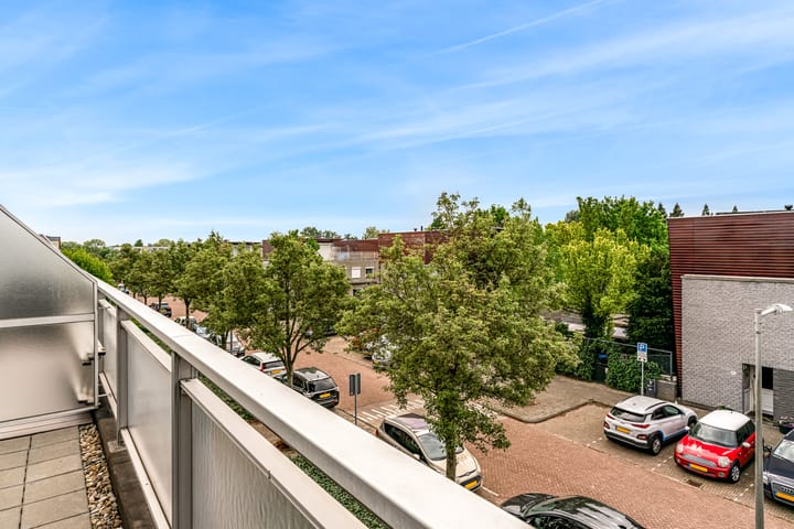 Foto 28 van Brenner 64