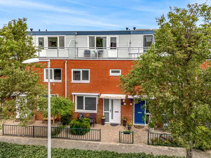 Foto 34 van Brenner 64