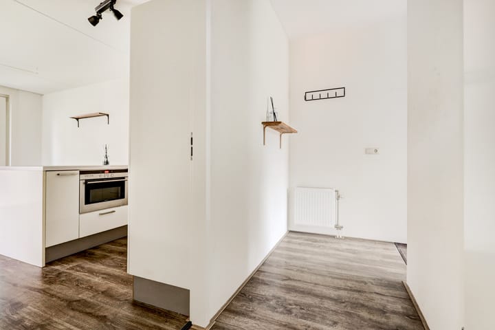 Photo 12 of Reinaldstraat 35