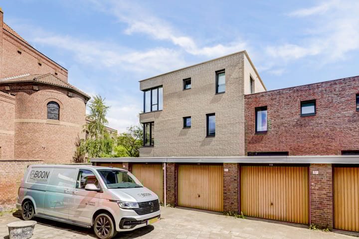 Photo 17 of Reinaldstraat 35