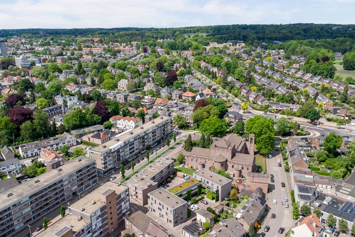 Photo 18 of Reinaldstraat 35