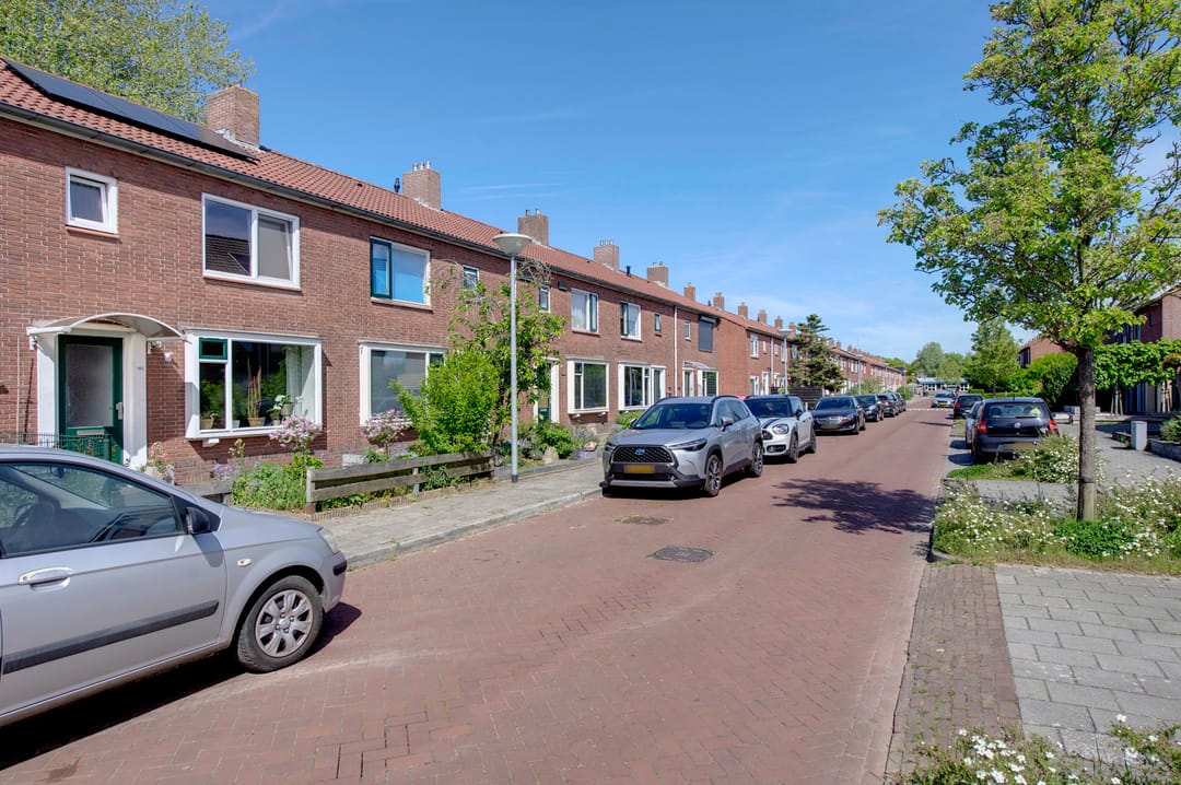 Foto 2 van M.A. de Ruyterlaan 50